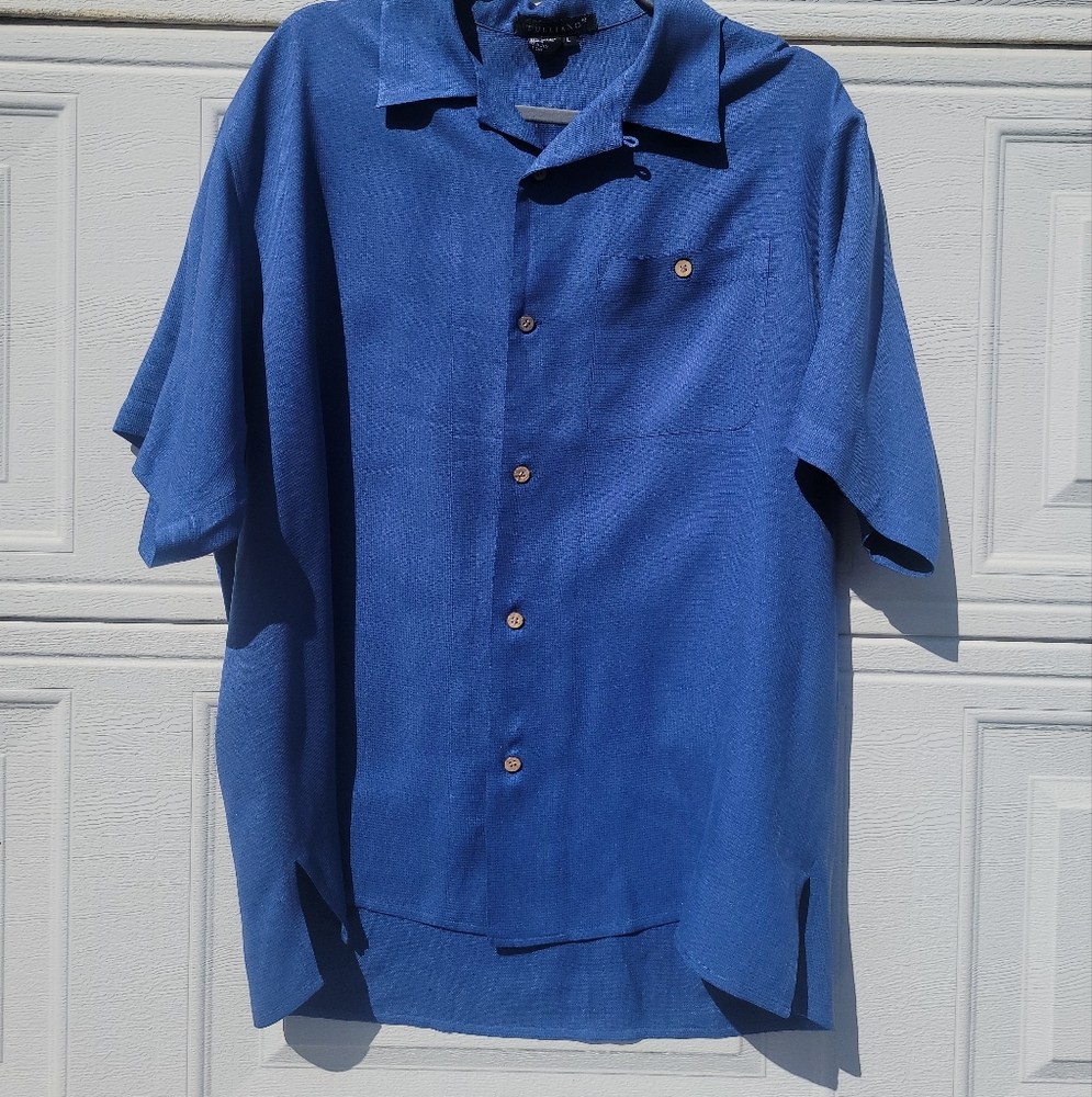 Men's Blue  100% Silk Short Sleeve Shirt - Picture 2 of 3